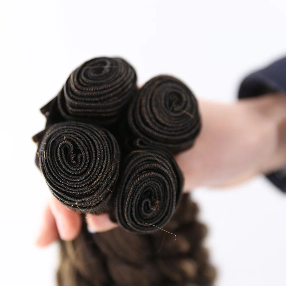 Funmi Curly Пучки синтетических волос X-TRESS черного цвета, 4 пучка наращенных волос длиной 16-18 дюймов, короткие вьющиеся волосы, плетение для женщин Изображение 3