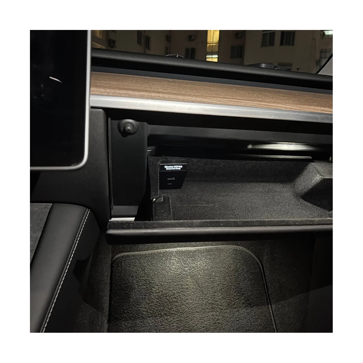 Бардачок Док-станция для Tesla Model 3 Y Зарядное устройство USB Shunt Hub Адаптер 2.0 Удлинитель с питанием от разветвителя для передачи данных Изображение 3