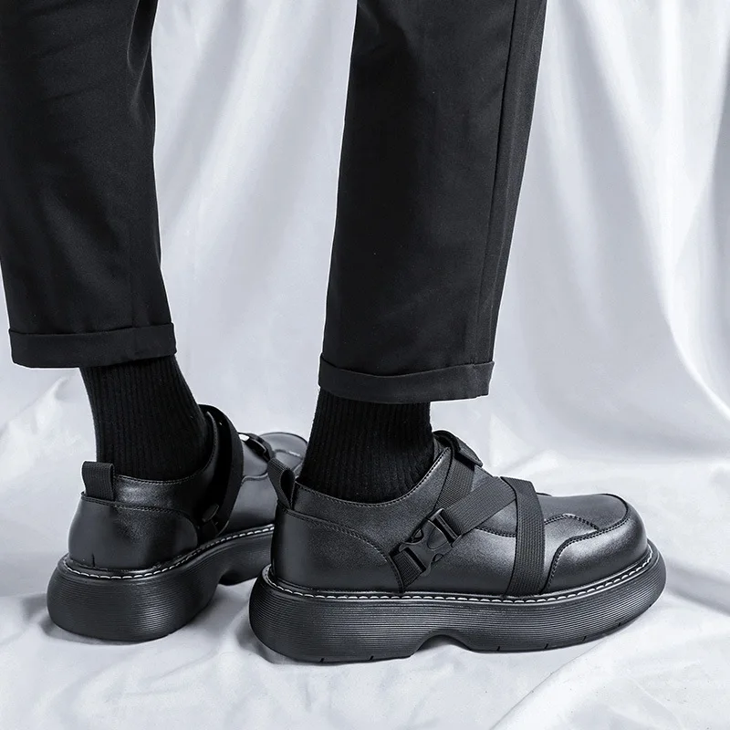 Мужская кожаная повседневная обувь Модный Бандажный дизайн, мужские Оксфорды на платформе, Лоферы-слипоны с толстой подошвой, Уличная одежда в стиле панк Изображение 3