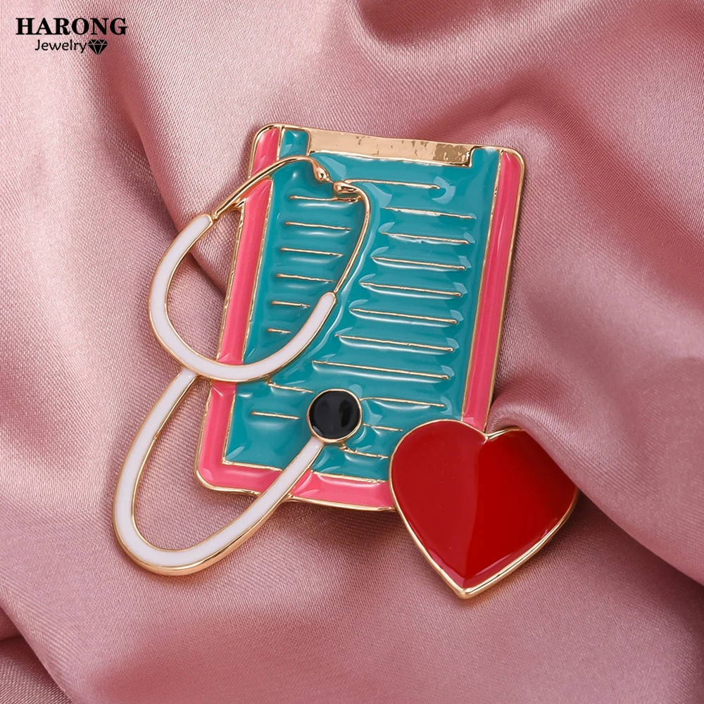 Модный медицинский стетоскоп, синяя брошь в виде блокнота, красные эмалированные булавки в форме сердца, значок доктора и медсестры для студенческого подарка Высокого качества Изображение 0