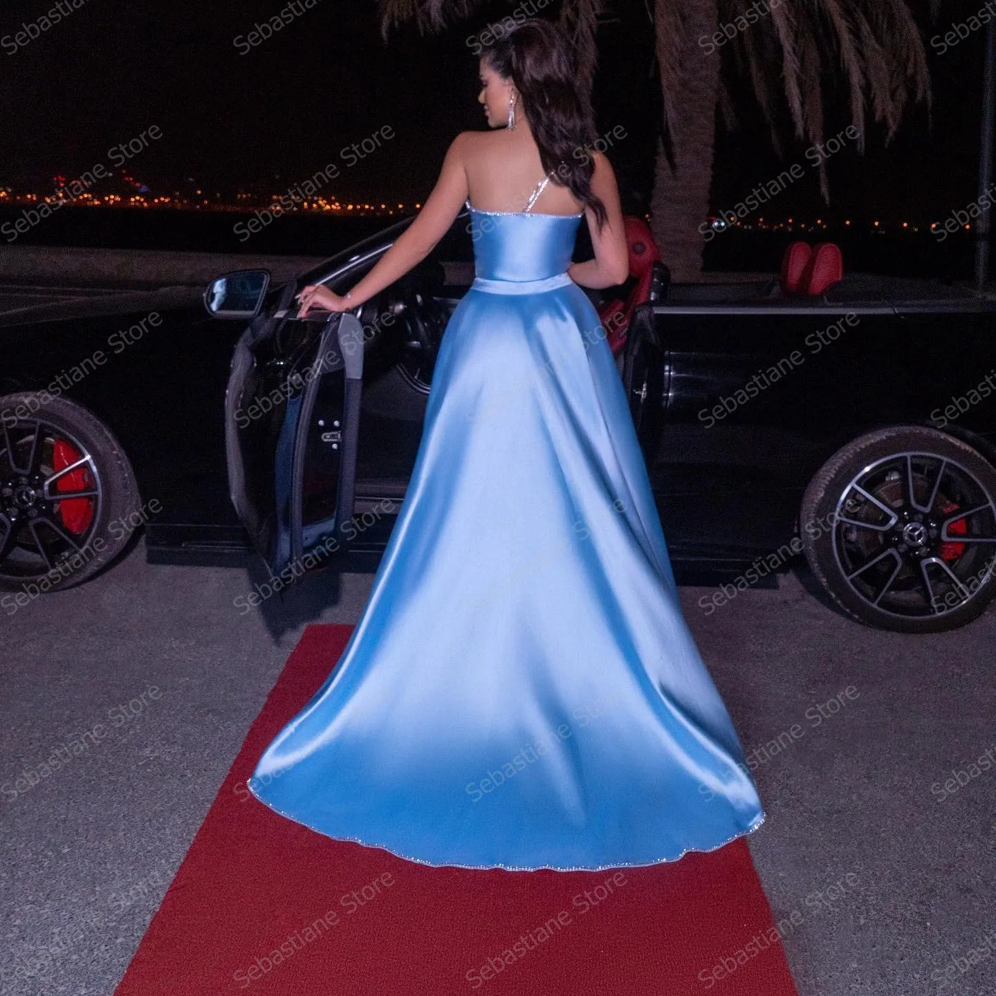 Небесно-Голубые Атласные вечерние платья с хрустальной каймой, вечерние платья знаменитостей Дубая с драпировкой, платье для выпускного вечера в Аравии с разрезом сбоку 2023 Изображение 1