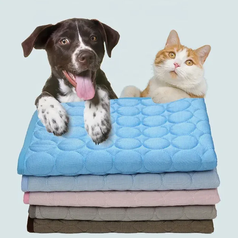 Охлаждающий коврик для домашних собак, Летний Ледяной коврик, Дышащая Моющаяся Переносная кровать для кошек, Мягкая диванная подушка для щенка, котенка, зоотоваров. Изображение 0