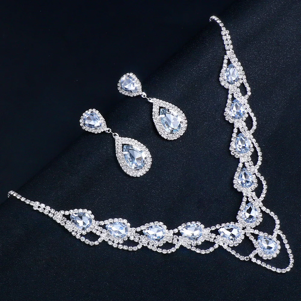 Сверкающее ожерелье из горного хрусталя Серьги-капли для женщин Геометрические ожерелья с подвесками в виде капель воды Свадебные наборы украшений для невесты Изображение 2